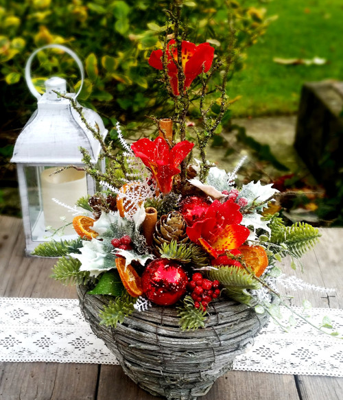 Vánoční sada - proutěná váza — foto 1