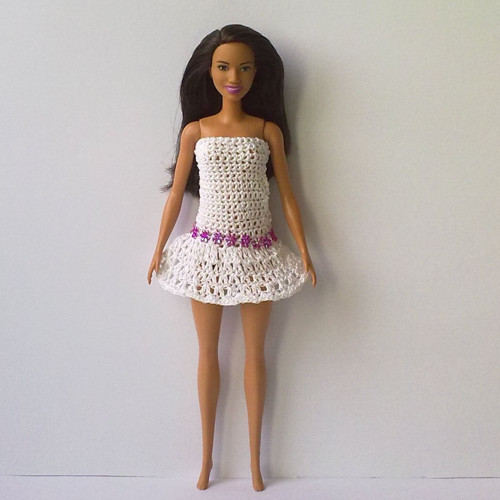 Oblečky pro Barbie - šaty — foto 1
