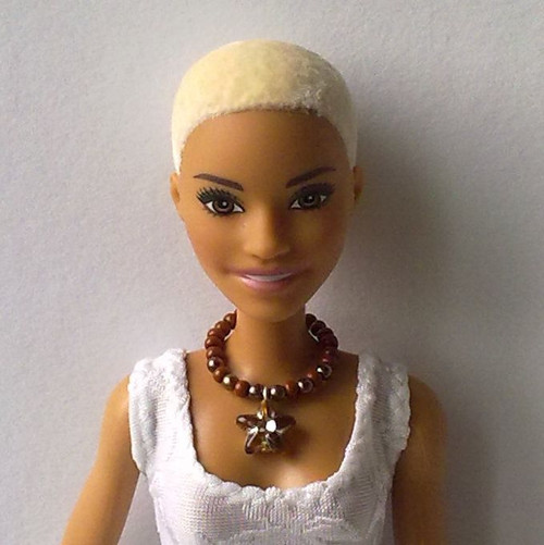 Šperky pro Barbie - náhrdelník — foto 1
