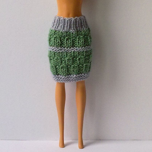 Oblečky pro Barbie - sukně — foto 1