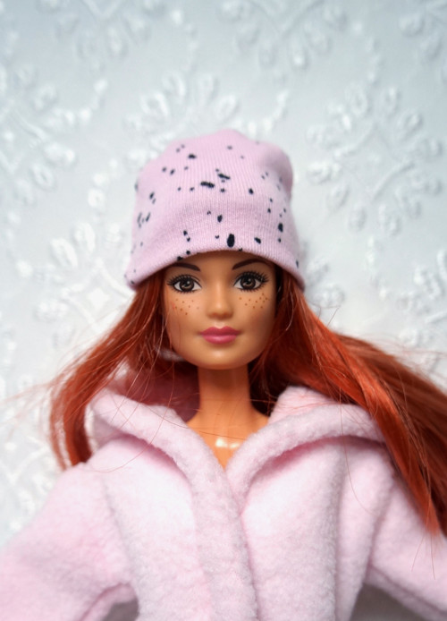Čepice pro Barbie — foto 1