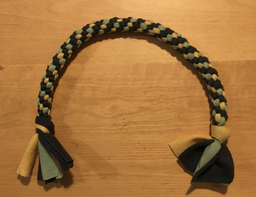 Fleecové přetahovadlo 75cm — foto 1