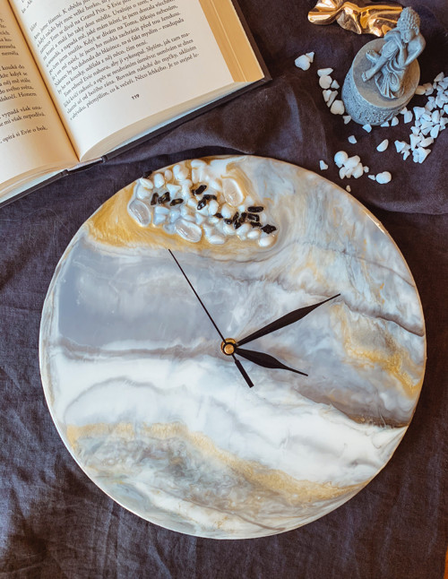 Designové nástěnné hodiny — foto 1