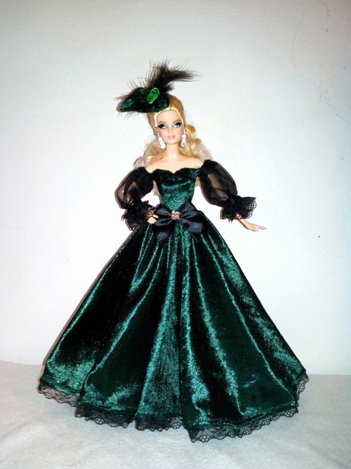 Šaty pro Barbie — foto 1