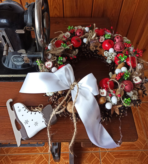 Barevný věneček s brusličkou — foto 1