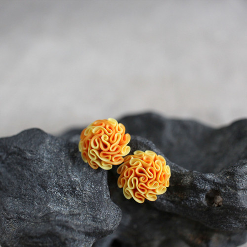 Kvetoucí Yellow — foto 1