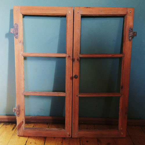 Staré okno 58x66 — foto 1