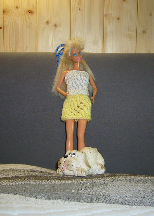 Barbie - pletená žlutá sukýnka