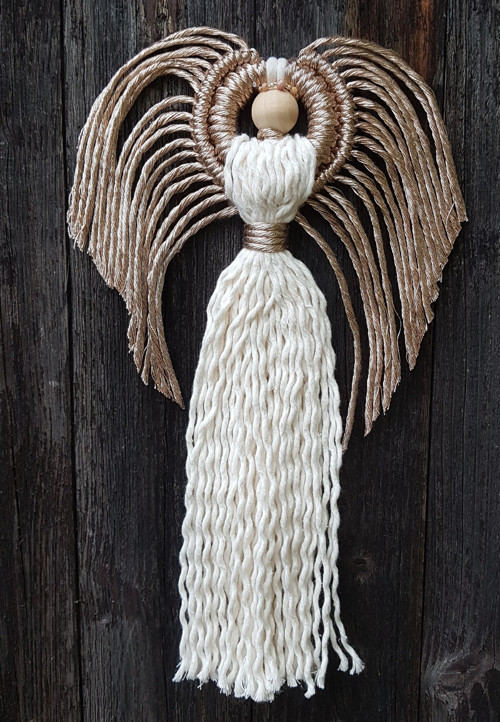 MACRAME ANDĚL se zlatými křídly — foto 1