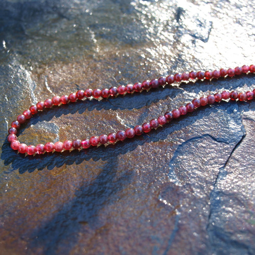 Granát, 3mm, sada 10 ks