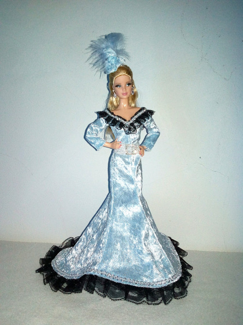 Šaty pro Barbie — foto 1