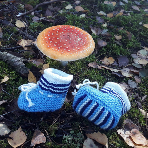 Modrobílé bačkorky, merino, 8 cm