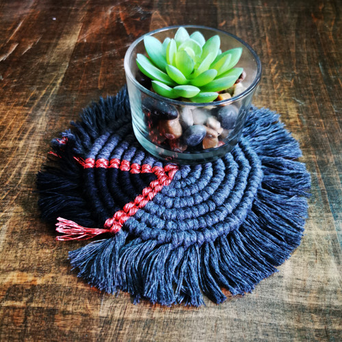 Macramé podtácek šedý — foto 1