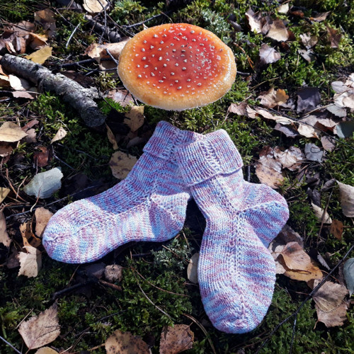 Ponožky v pastelových barvách, akryl,vel. 14 cm