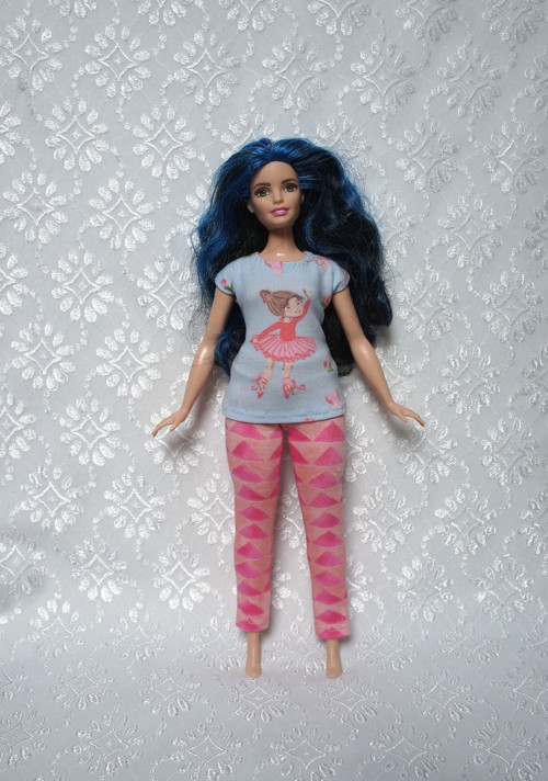 Komplet pro Barbie - baculku — foto 1