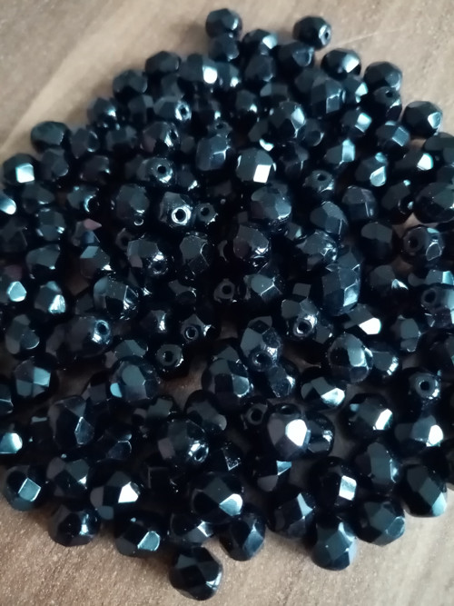 Broušené kuličky 6mm