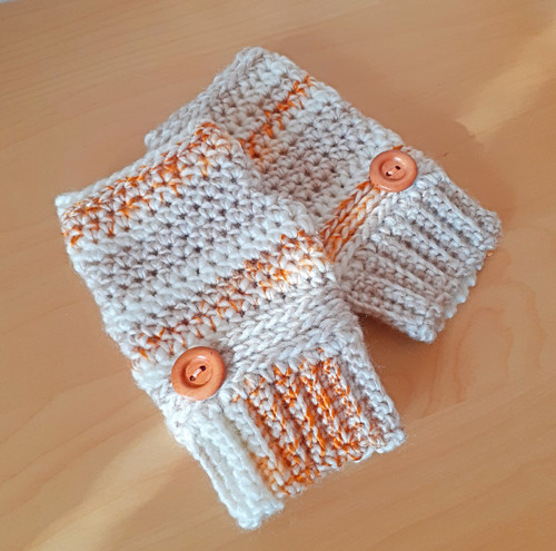 Melírované rukavky - s dřevěnými knoflíky