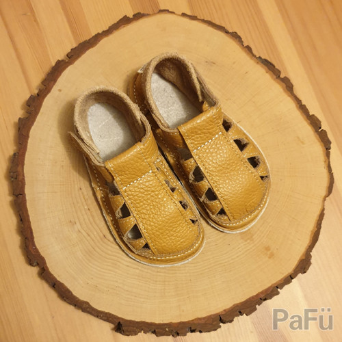 Kožené barefoot capáčky - sandálky 16 cm — foto 1