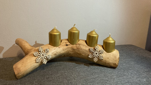 Neobvyklý adventní svícen — foto 1