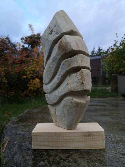 Kamenná sculptura - Odjinud