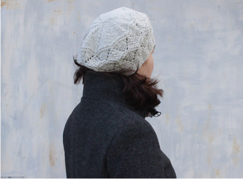 Baret Lexi v šedé — foto 1