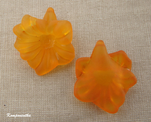 Velký akrylový kvítek 31x26mm oranžová 1kus