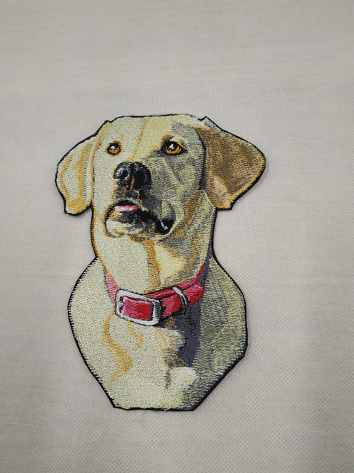 Nášivka pes labrador zlatý
