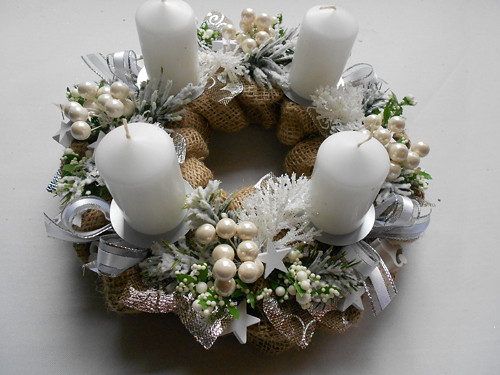 Adventní věneček-bílé Vánoce — foto 1