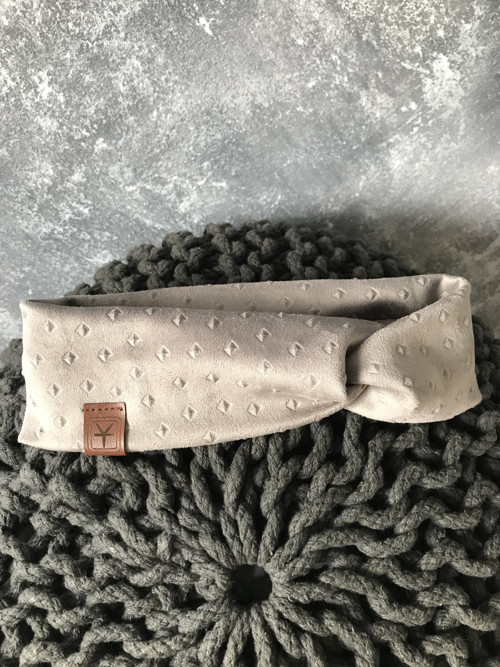 Čelenka - béžová semišová s koženým detailem