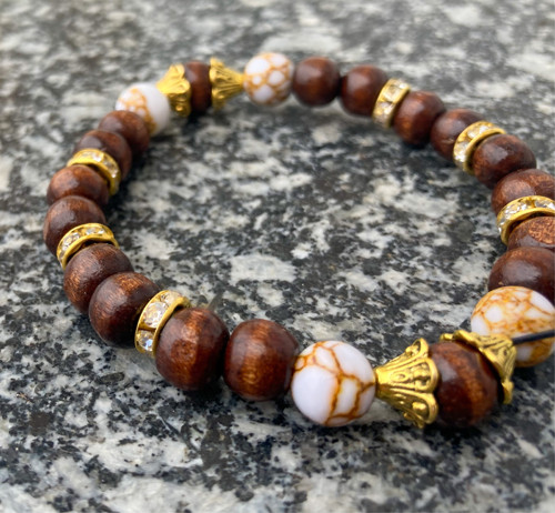 Náramek Gold Silk wooden crystal