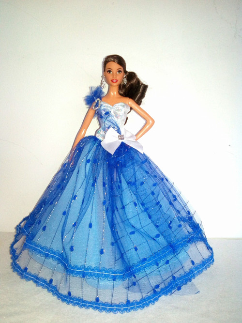 Šaty pro Barbie — foto 1