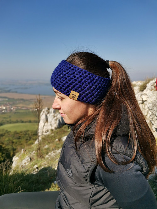 Modrá háčkovaná merino čelenka