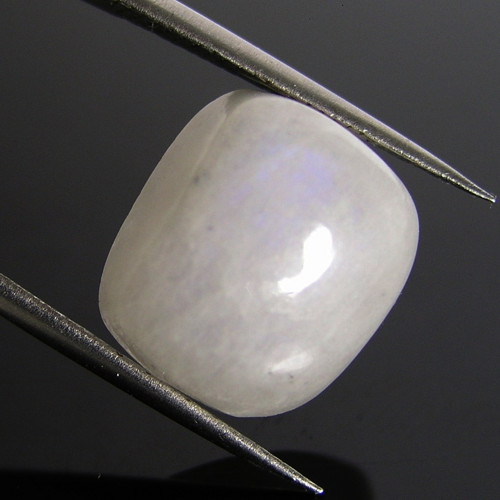 Duhový měsíční kámen, 12,38 ct., 14,8x12,7x7,1 mm