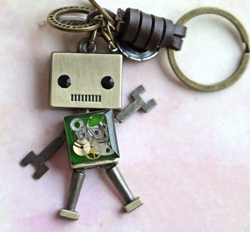 Robot - klíčenka — foto 1