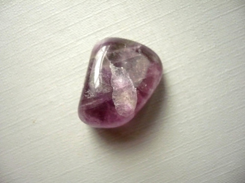 Troml. kámen – fluorit duhový 23 mm, č.47f