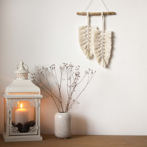 Přírodní macramé pírka střední — foto 1