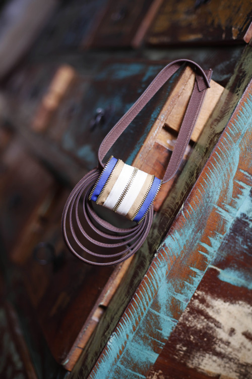 Zipper necklace - Tunnel