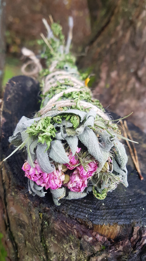 Vykuřovací bylinné smotky — foto 1
