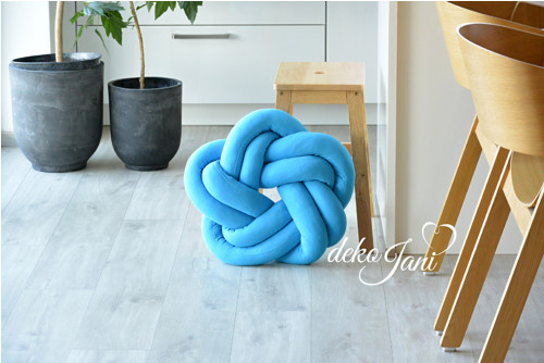 Polštář Knot (různé barvy) — foto 1