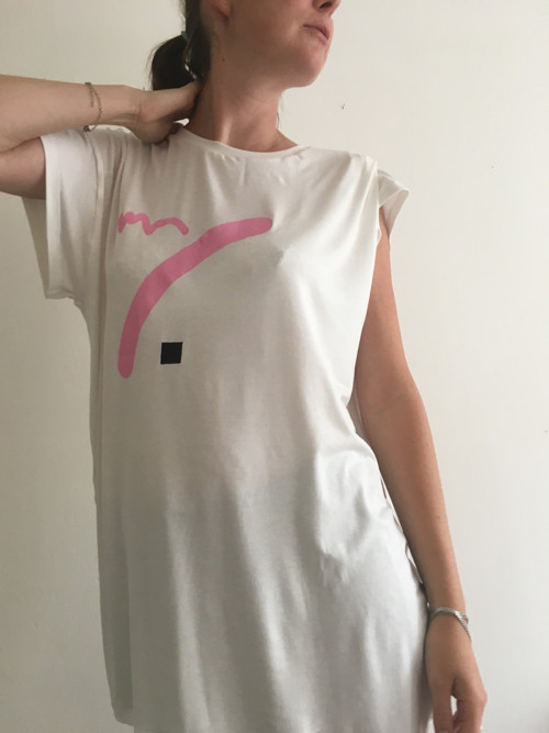 Triko/šaty — foto 1