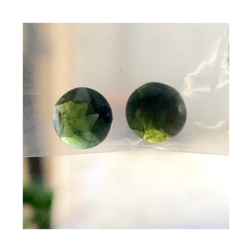 Turmalín kabošony kruh / 6mm, 7mm (č.2 - Pár)