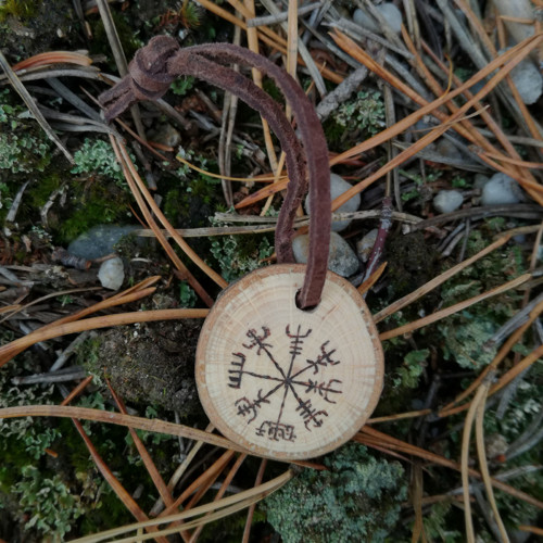 Klíčenka Vegvísir