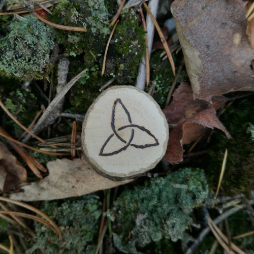 Magnetka s Triquetrou — foto 1