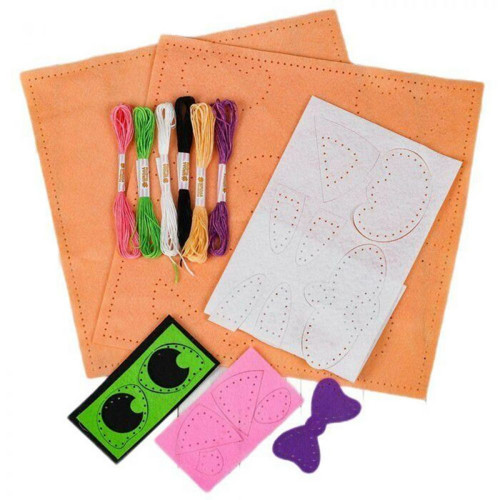Felt polštář DIY KIT, Kočičí šicí kit, 25x25 cm,
