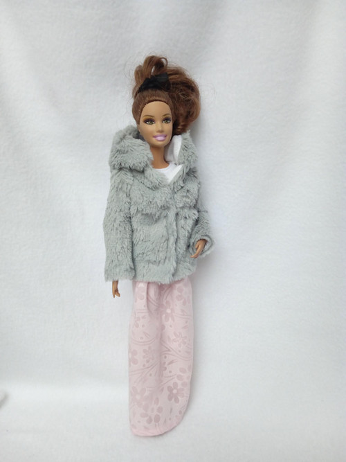 Kožíšek pro Barbie — foto 1