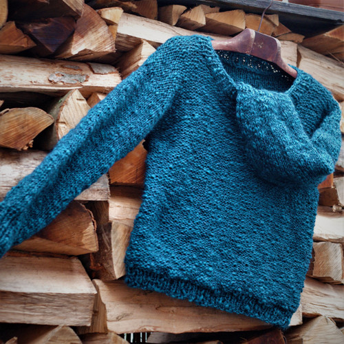 Nápadité kouzlo - petrolejový pullover — foto 1