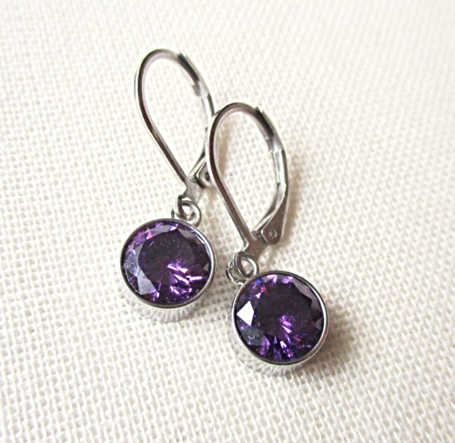Náušnice s fialovými zirkony