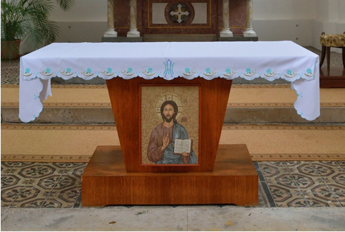 Mariánský oltářní ubrus 2m x 0,6 m