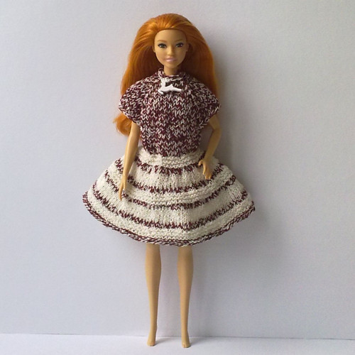 Oblečky pro Barbie - šaty — foto 1