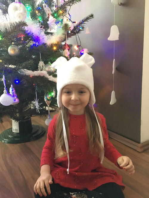 Bílá čepička — foto 1